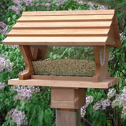 Belle Vista 2-Gallon Cedar Hopper Bird Feeder