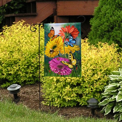 Briarwood Lane Butterflies and Daisies Garden Flag 