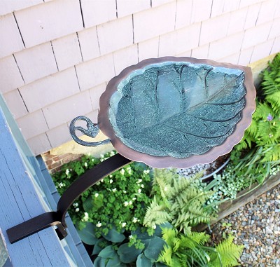 Achla Aspen Leaf Birdbath with Rail Bracket 