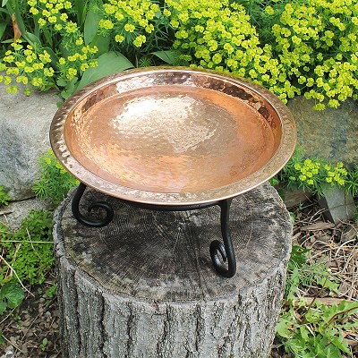 Achla Hammered Copper Birdbath with Short Stand 