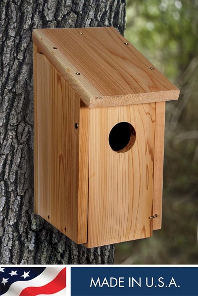 Deluxe Cedar Woodpecker House 