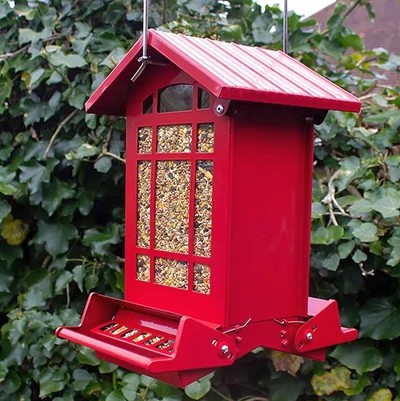Chateau Squirrel Resistant Seed Feeder Red 